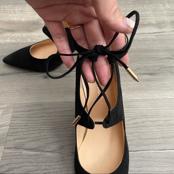 Black suede point toe lace up heels - Picture 10 of 11